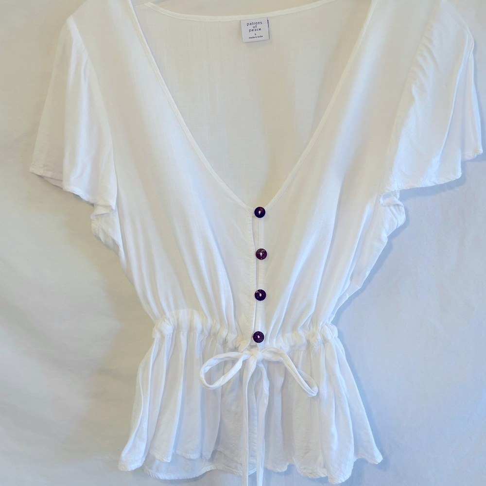 Patrons of Peace, women’s small, white rayon blouse